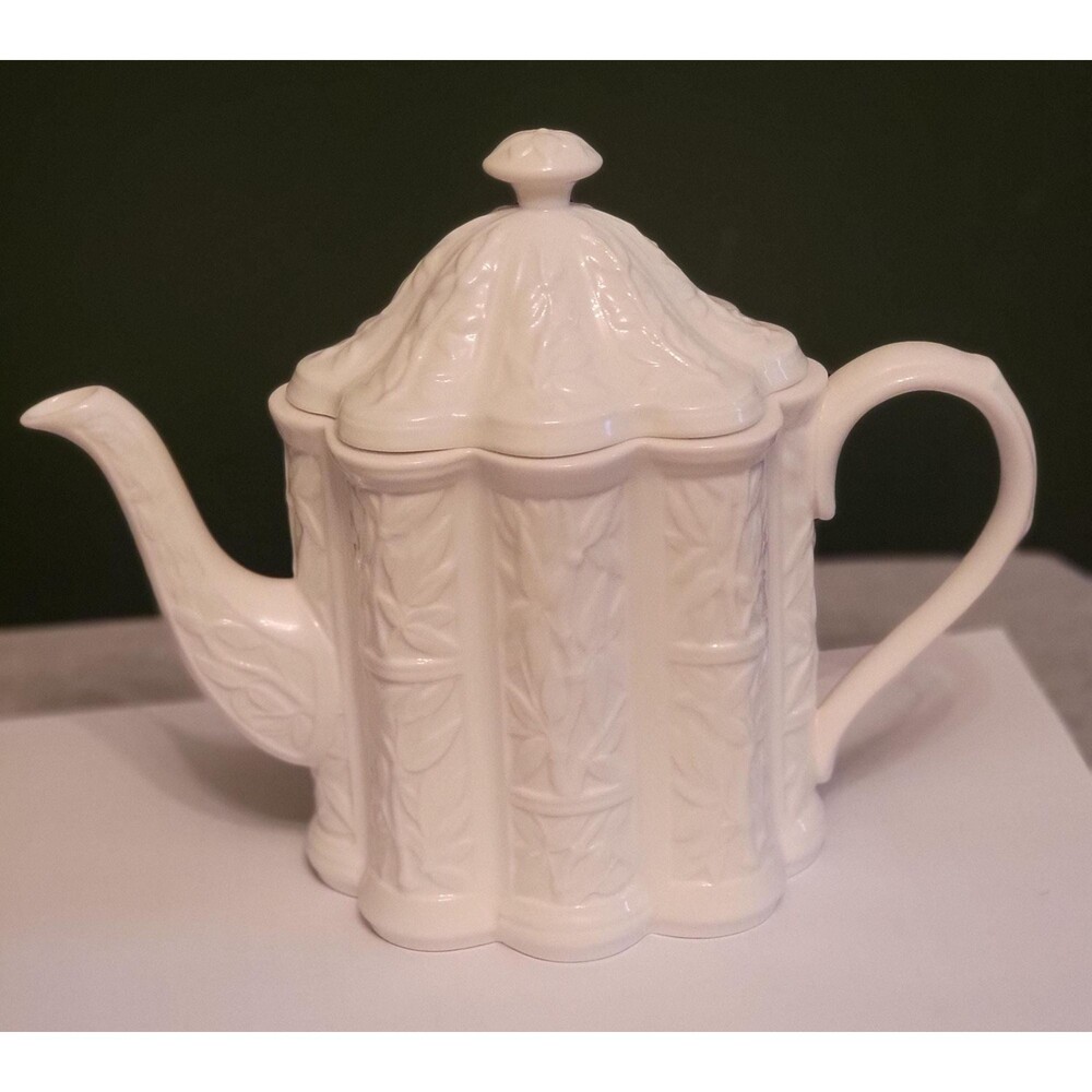 Vintage Spode F1420 Embossed Bamboo & Trellis Teapot - Spode Bone China England